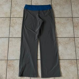 Women’s Nike Fit Dry Pants, Gray with Blue band Sz‎ M 8-10